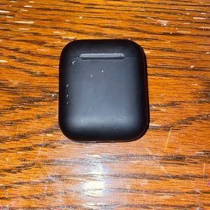 Wireless earbuds black